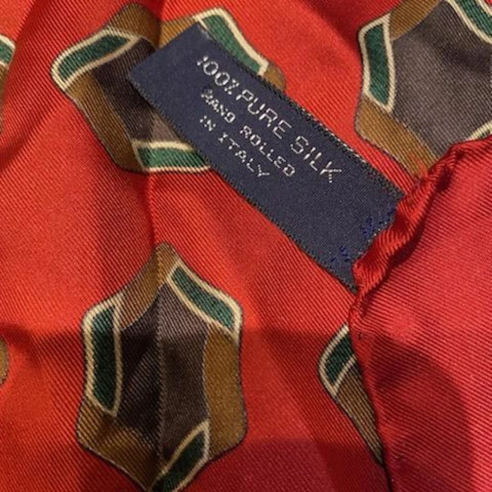 Burberry of London silk scarf - Picture 3 of 4